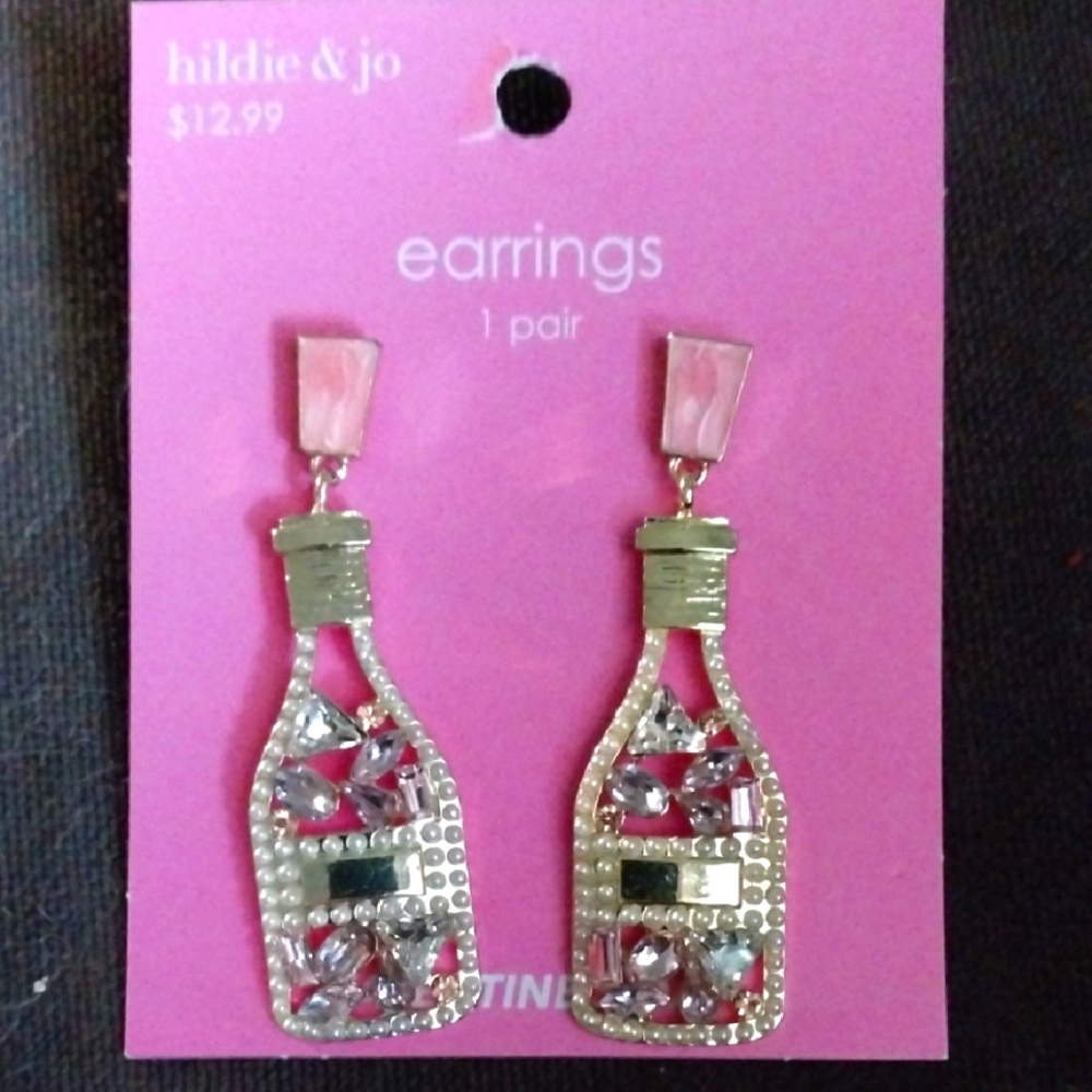 NWT Hildie & Jo Pink and Silver Bottle Earrings
